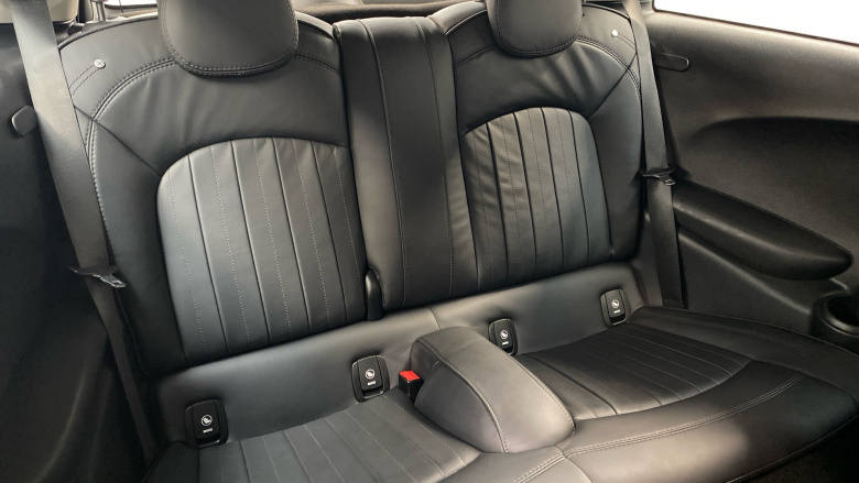 MINI Hatchback 1.5 Cooper Exclusive II 3dr Petrol Hatchback